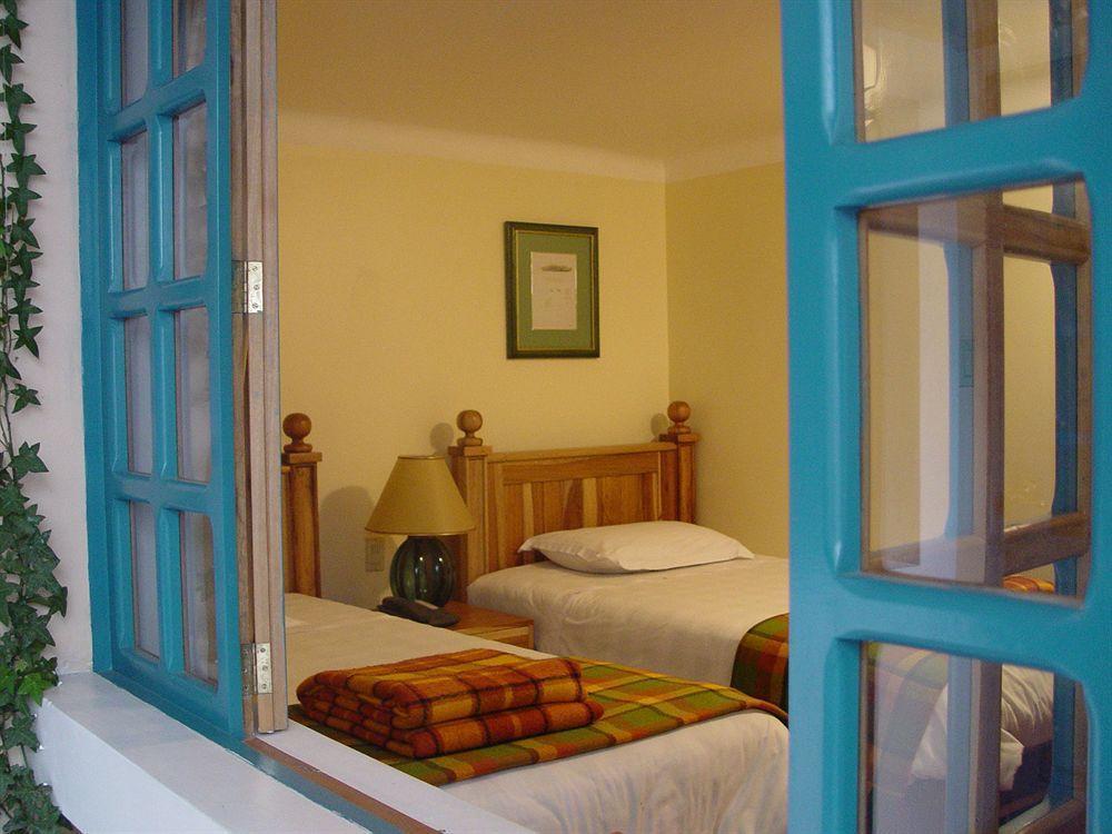 Hotel Boutique Vieja Cuba Quito Exterior foto